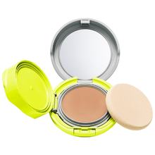 Shiseido Sports BB Compact WetForce Powder SPF 50+ - Τονωτική συμπαγή πούδρα 12 g Μέτριο σκούρο