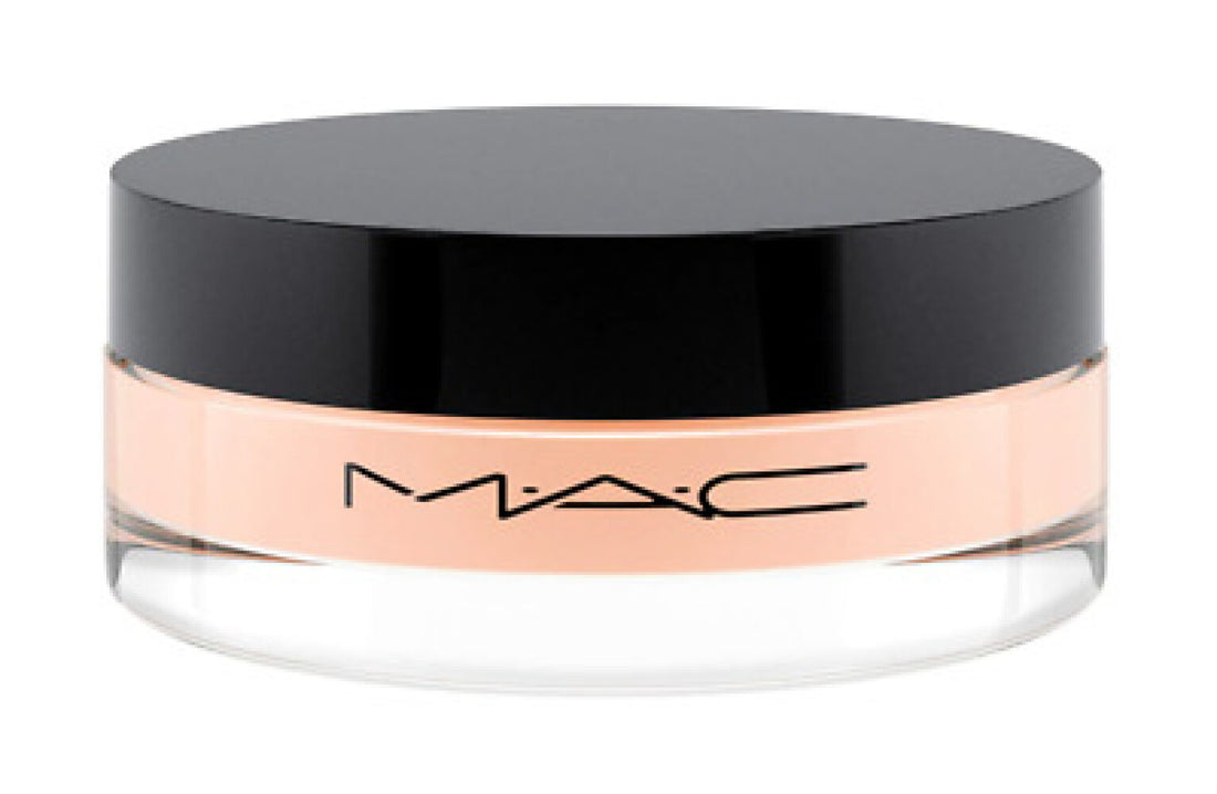 Compact foundation MAC Studio Fix Light Plus 8 g
