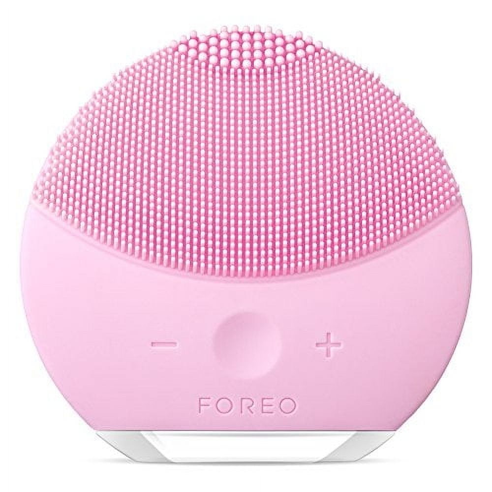 Foreo vs Declaré: quale scegliere per la skincare viso?