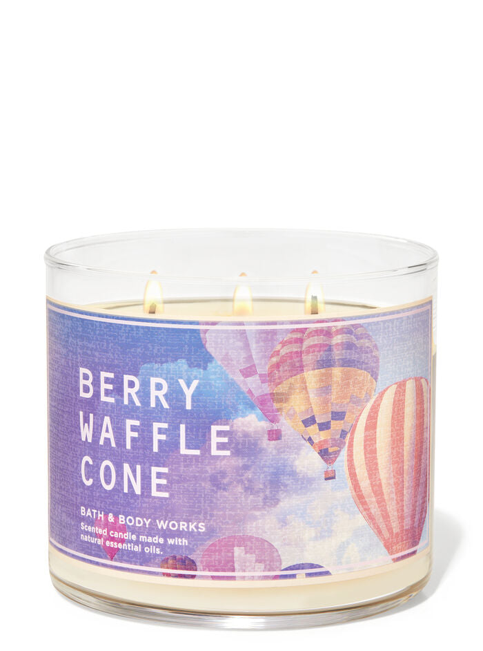 Bath &amp; Body Works Jagodowy rożek waflowy 411 g