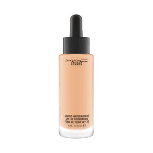 MAC Cosmetics Studio Waterweight SPF 30 Жидкая тональная основа NC30 30 ml