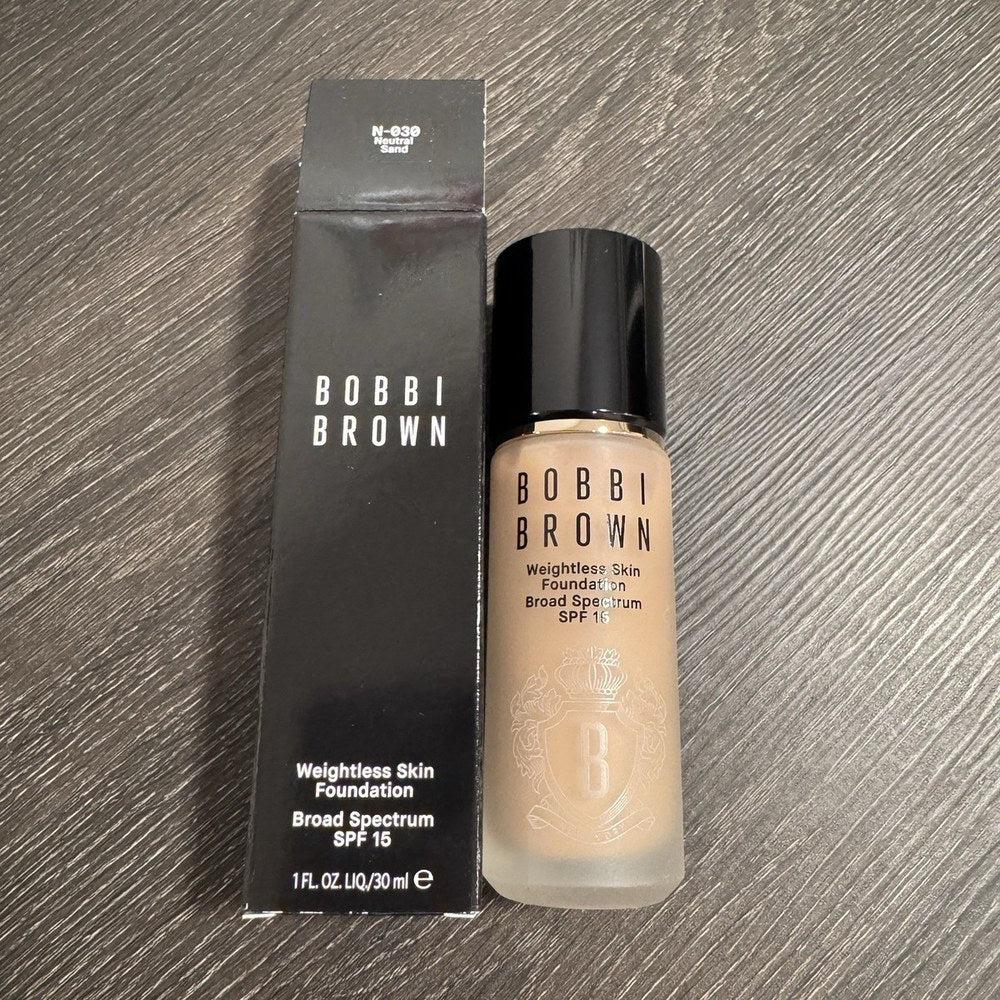 מייקאפ Bobbi Brown Weightless Skin SPF15 Neutral Sand 30 ml 
