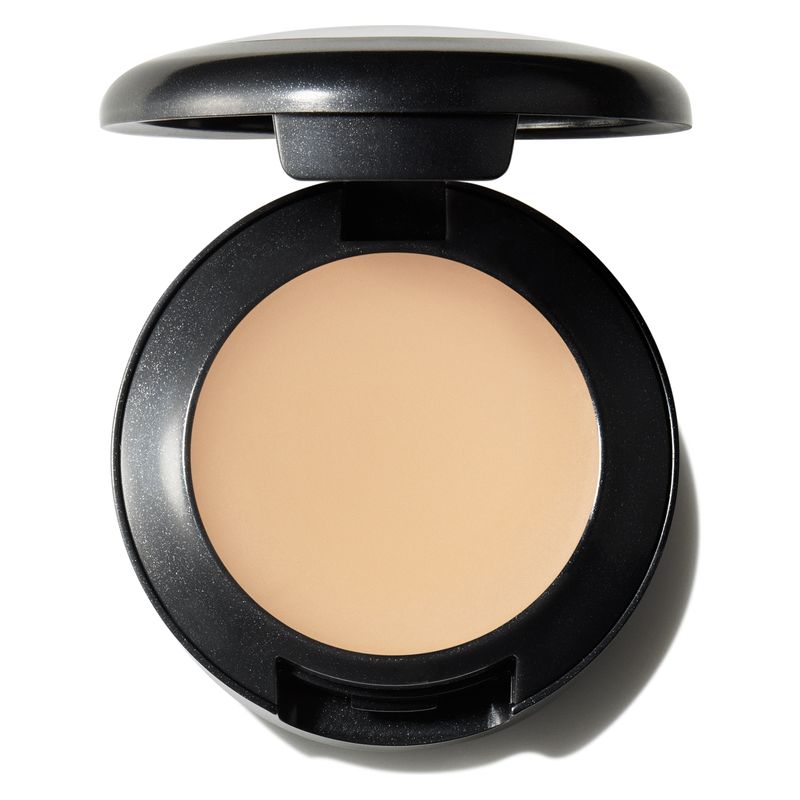 Mac Studio Finish Spf 35 - Cream Concealer Nc42 (7 G)