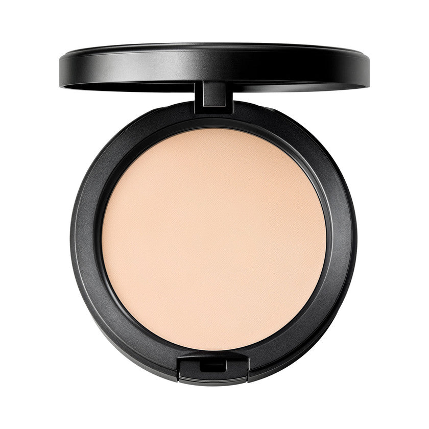 MAC Cosmetics Studio Fix Powder Plus Foundation — fondotinta in polvere compatta NC10