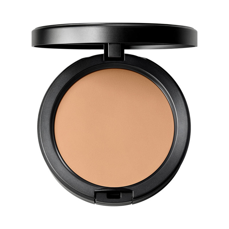 MAC Cosmetics Studio Fix Powder Plus Foundation — fondotinta in polvere compatta NC18