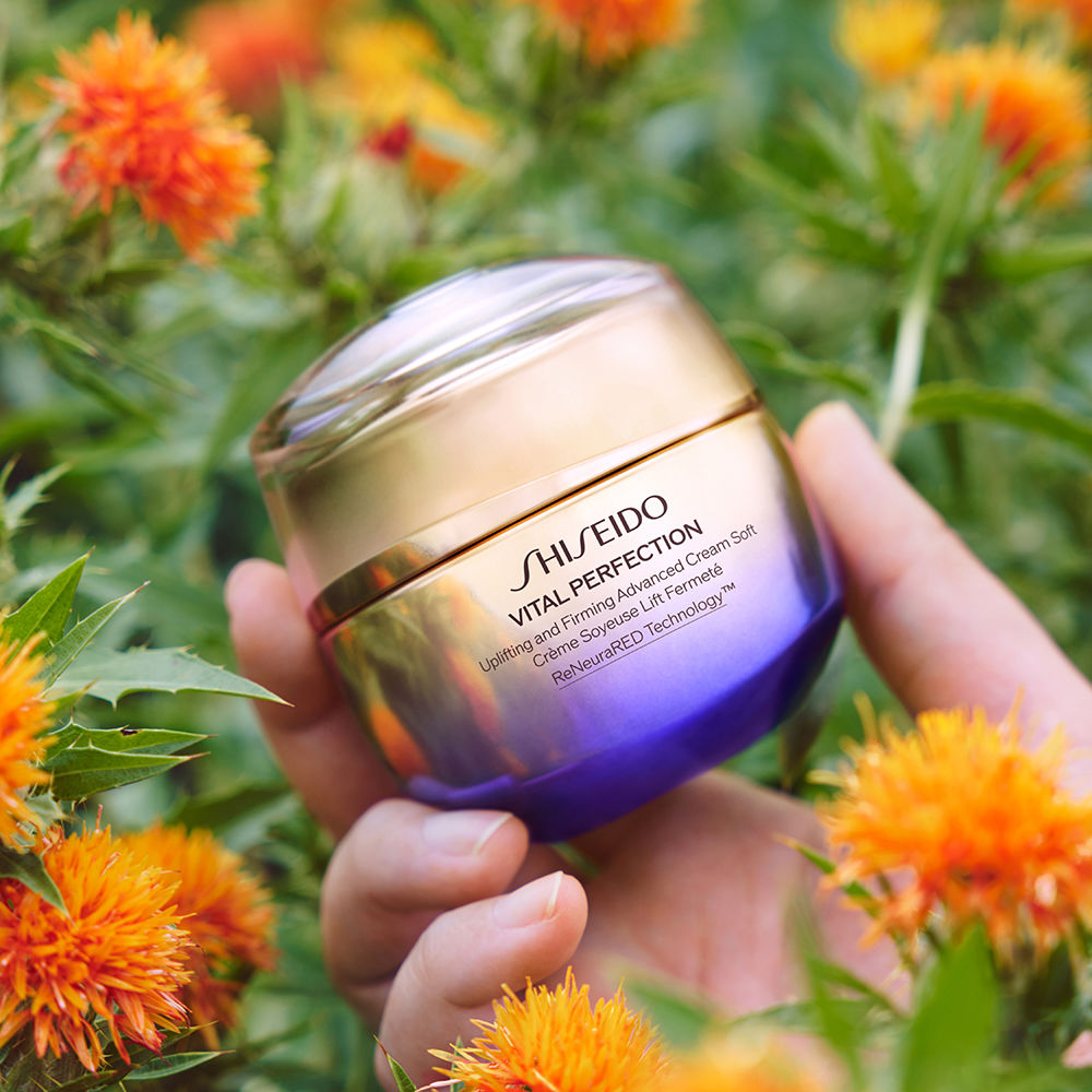 Shiseido Vital Perfection Crema rassodante 50 ml — Crema viso