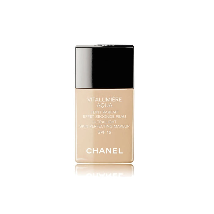 Chanel ヴィタルミエール アクア ウルトラ ライト スキン パーフェクティング SPF15 20 ベージュ 30 ml