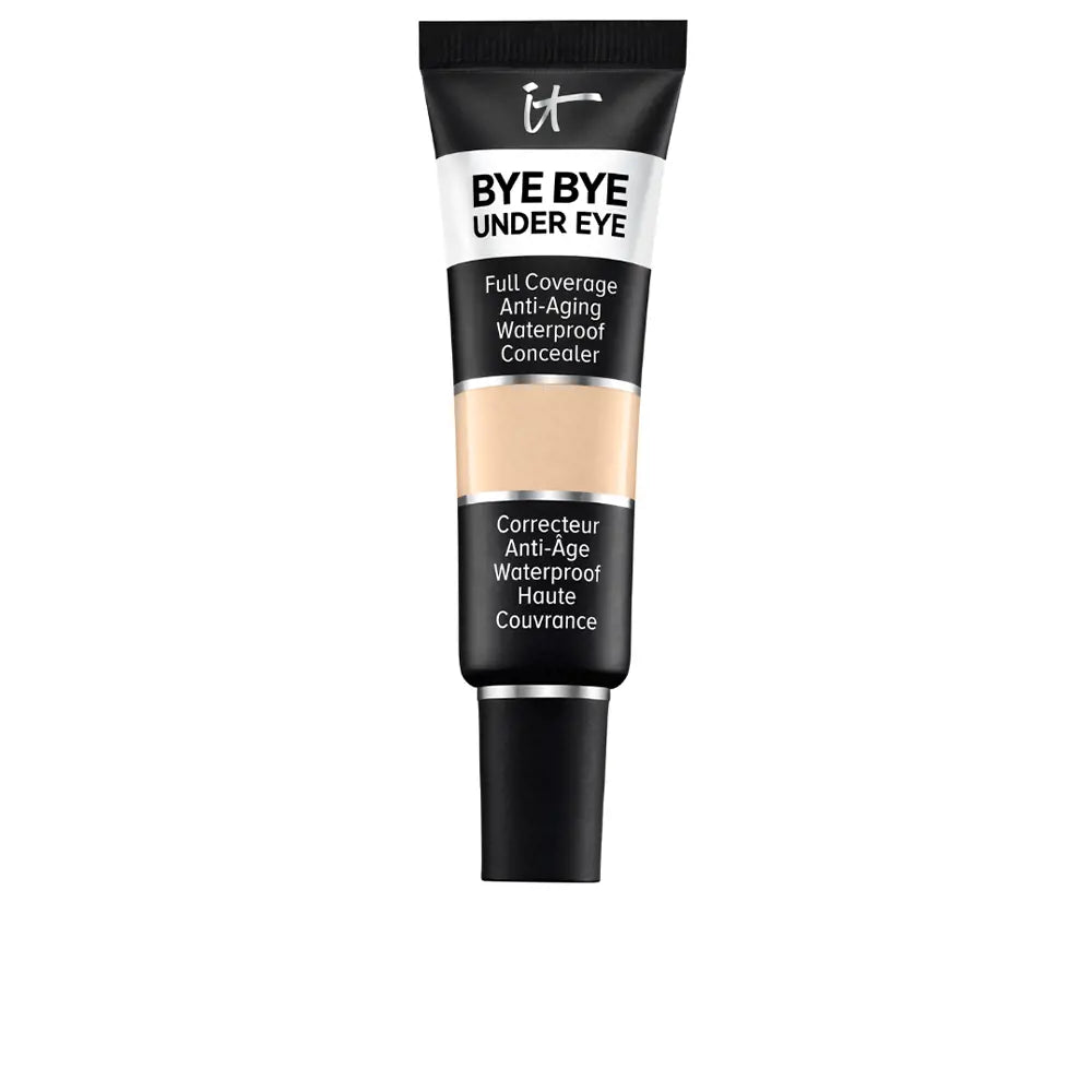 It Cosmetics Tot ziens onder een lichte nude concealer