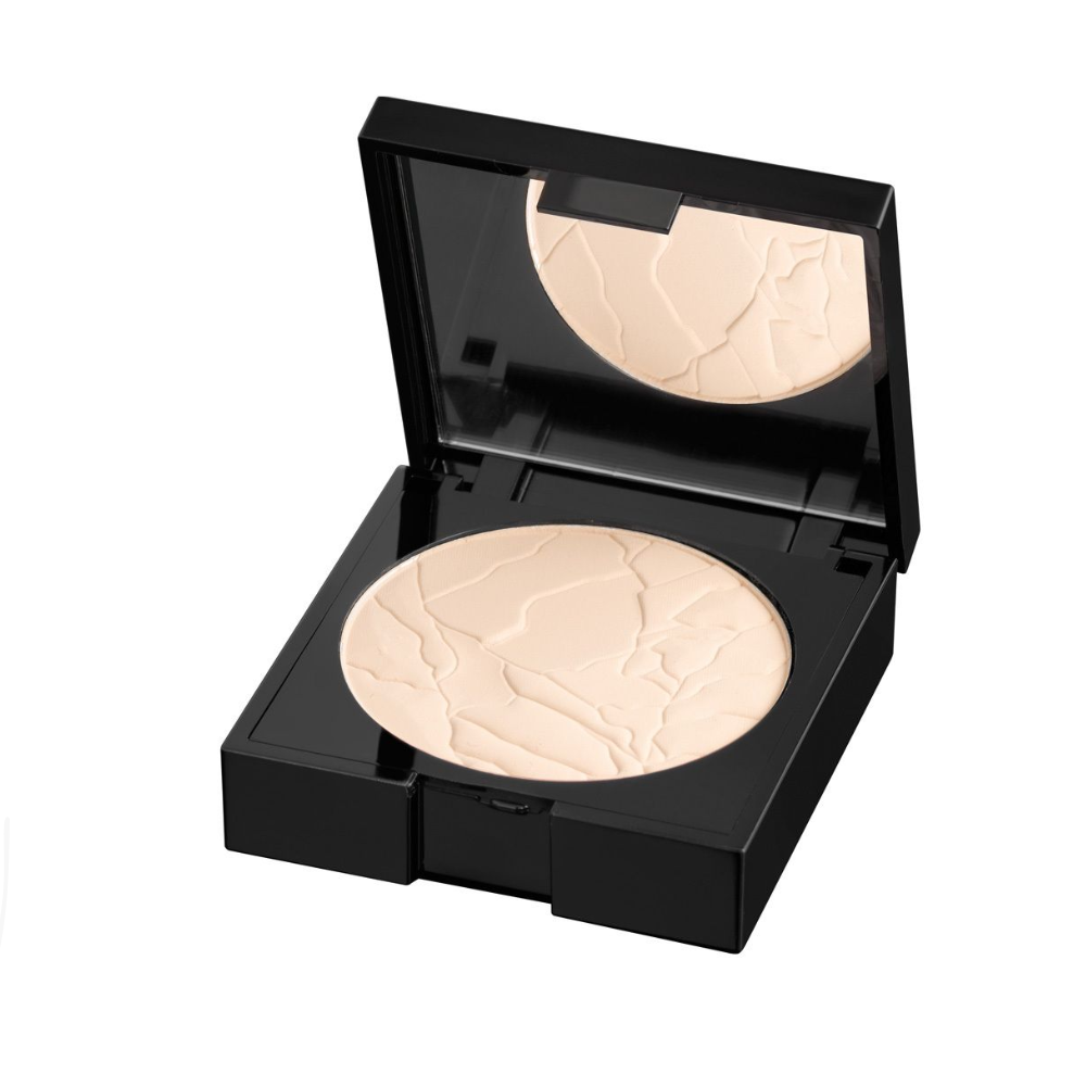 Alcina Decorative Matt Sensation foundation 9 g - Shade: Light 