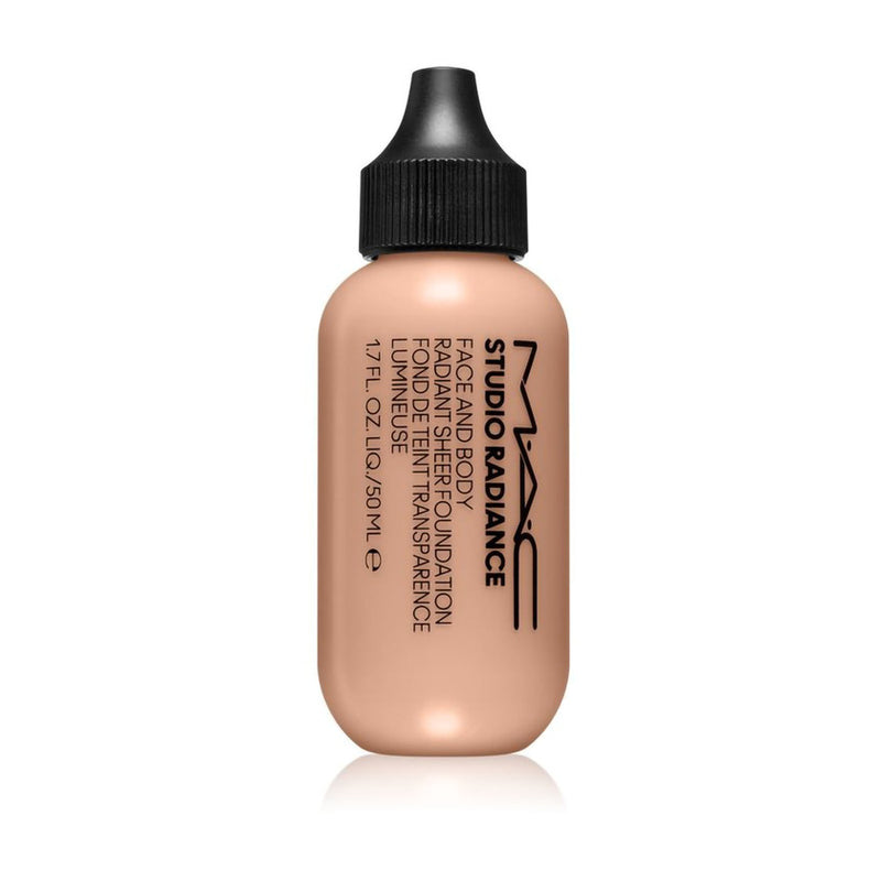 MAC Cosmetics Studio Radiance Face and Body Foundation 50 ml — fondotinta sheer luminoso W2
