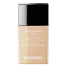 Chanel Vitalumiere Aqua SPF 15 Ultralekki krem do opalania udoskonalający skórę 30 ml 40