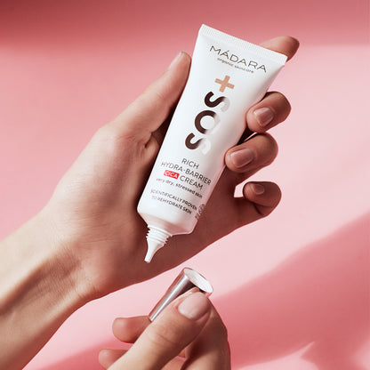 Mádara SOS+ Rich Hydra-Barrier Cica 40 ml Crema Viso