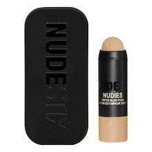 Nudestix Blur Stick Gekleurd licht 1