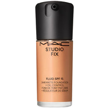 Mac Studio Fix Fluid SPF 15 - Matterende make-up 30 ml NC5
