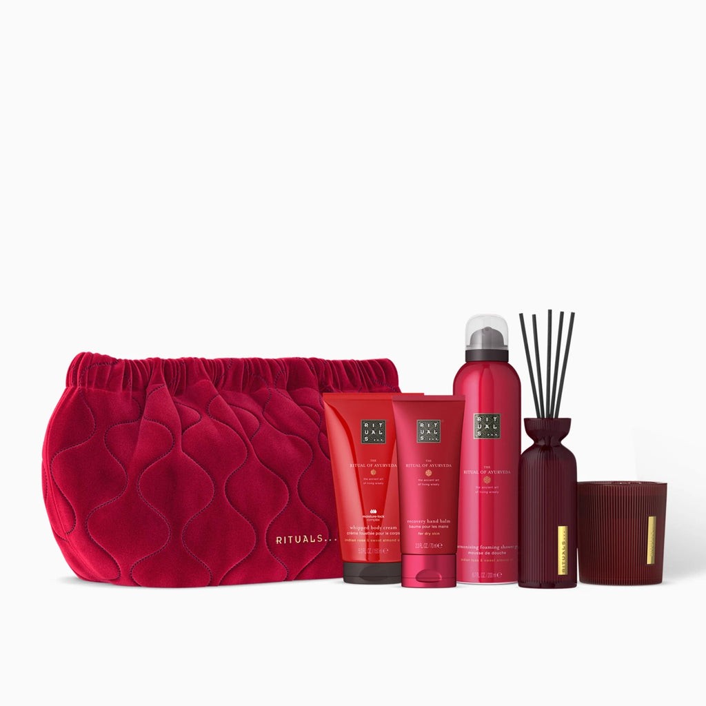 Rituals The Ritual of Ayurveda sett 5 deler: duftlys, dusjgelé, kroppskrem, duftspreder