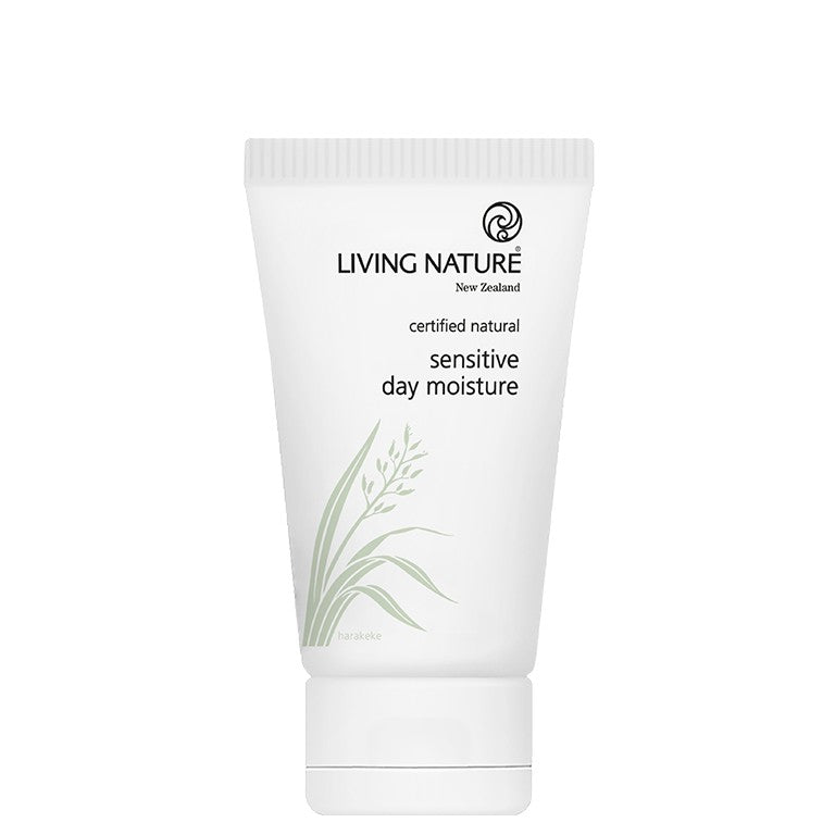Living Nature Sensitive Day Moisture Cream crema facial de día para pieles sensibles 50 ml