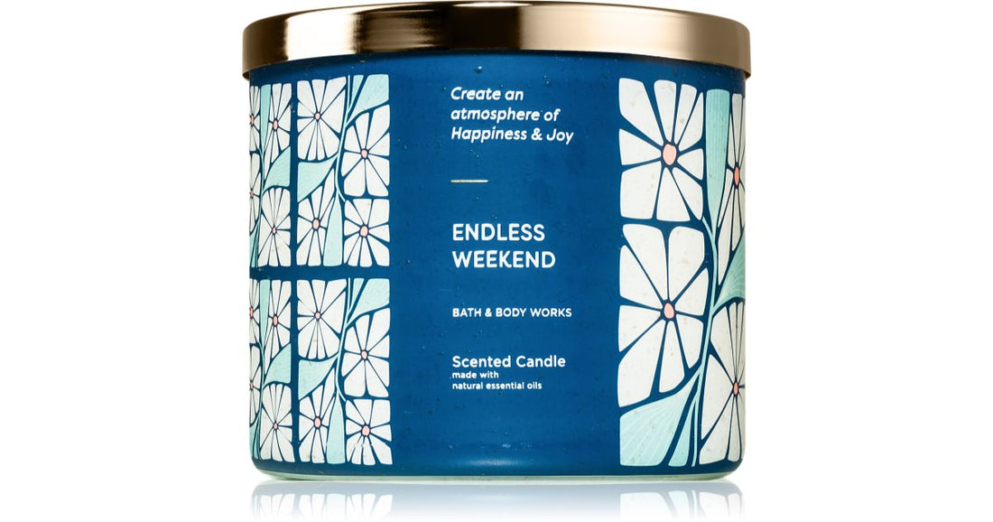 Bath &amp; Body Works Vonná svíčka Endless Weekend 411 g