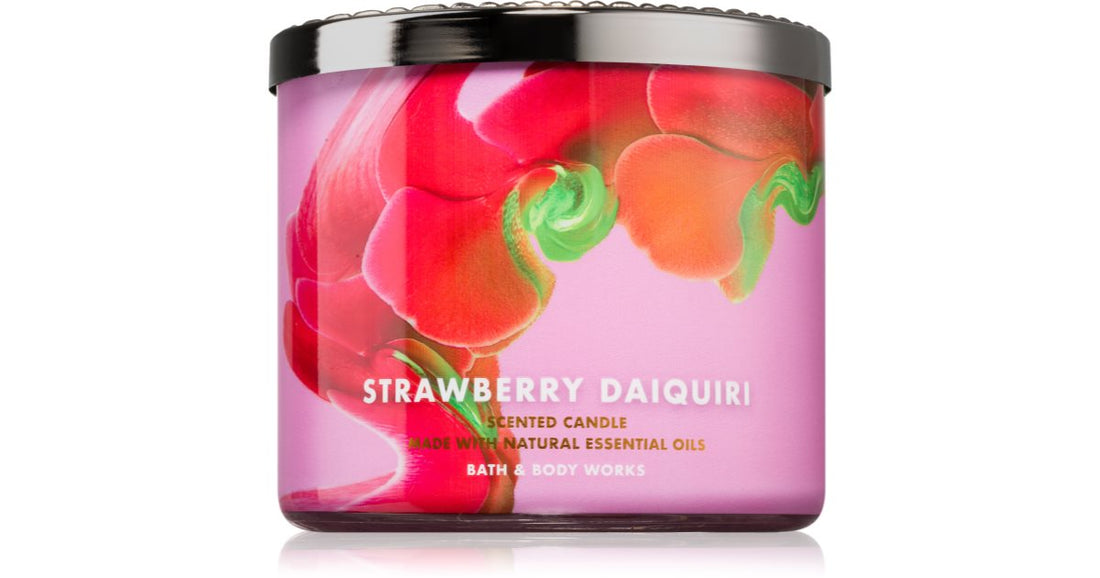 Bath &amp; Body Works Mansikka Daiquiri tuoksukynttilä 411 g