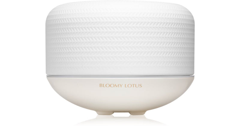 Bloomy Lotus Macaron 1 pc
