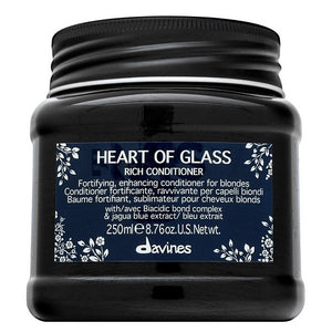 Davines Heart Of Glass Rich Conditioner — بلسم مغذي للشعر الأشقر 250 مل