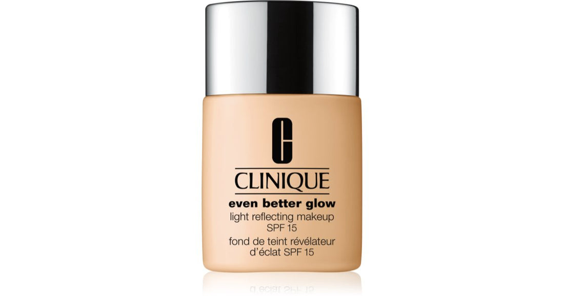 Clinique Even Better™ Glow Light Reflecting Makeup SPF 15 Podkład rozświetlający SPF 15 color WN 04 Bone 30 ml