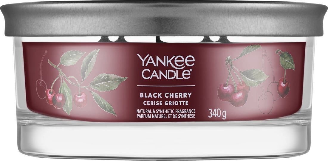 Candela profumata "Black Cherry", 5 stoppini Yankee Candle Singnature 340 g