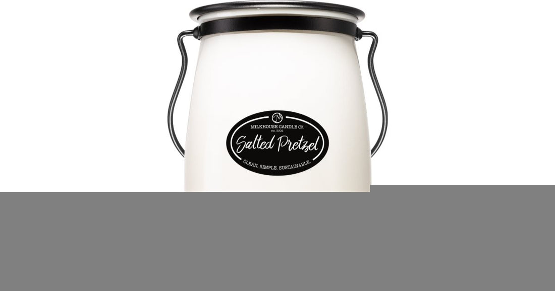 Milkhouse Candle Co. Pretzel cremoso salado 624 g vela