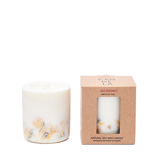 Munio Marigold Flowers Candle 515 ml