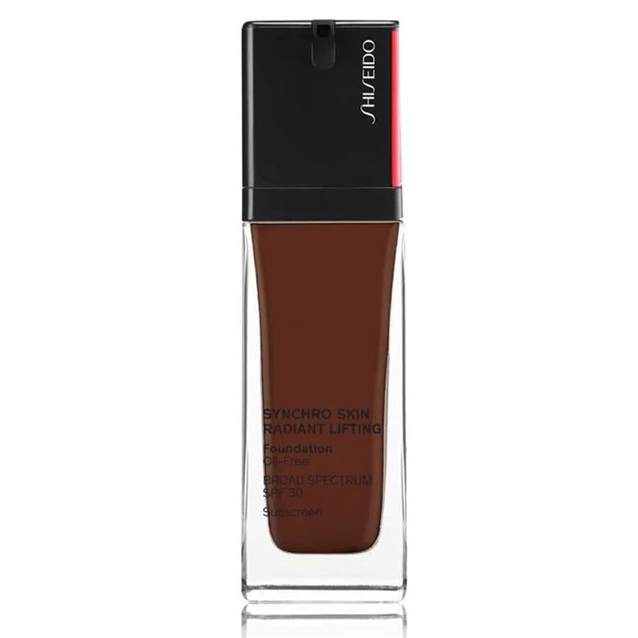 Shiseido Synchro Pelle Radiosa Lifting Fondotinta 560 Nero Ossidiana SPF 30 30 ml — Foundation