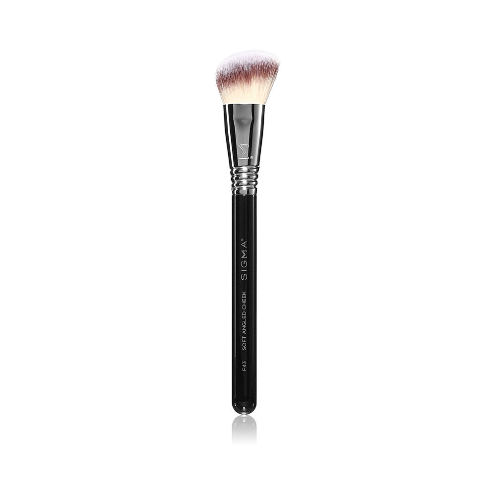 Sigma Beauty F43 Pinceau blush biseauté pour les joues 