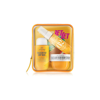 Jet set brasileiro Bum Bum Sol de Janeiro