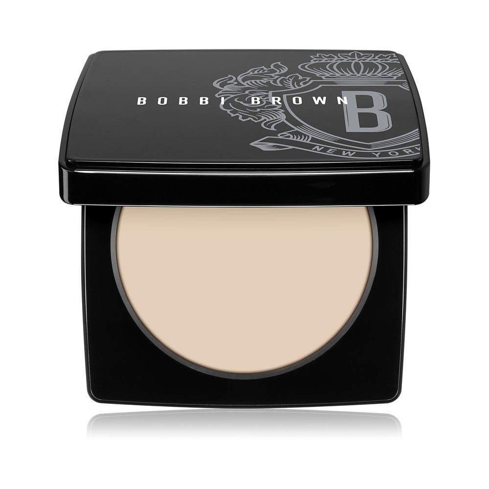 Bobbi brown Sheer Finish Pressed Powder - Kompaktní pudr 11 g Soft Sand