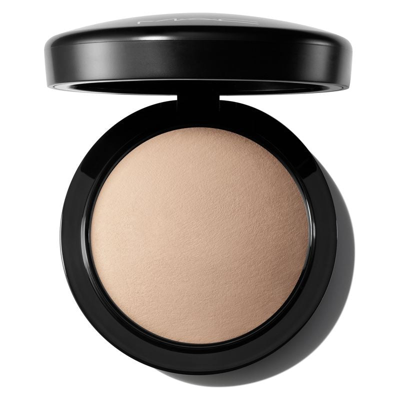 MAC Cosmetics Mineralize Skinfinish Natural Light 10 g — Cipria