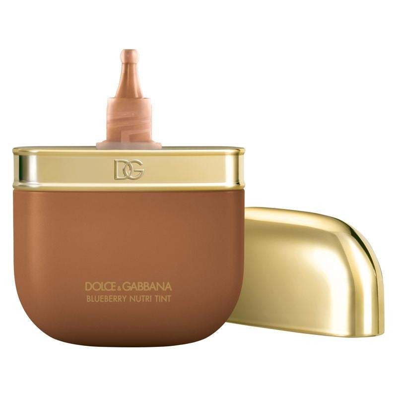 Dolce&amp;Gabbana Fresh Blueberry Nutri-Tint tónovaná rozjasňující krémová barva 26C středně hluboká 30ml