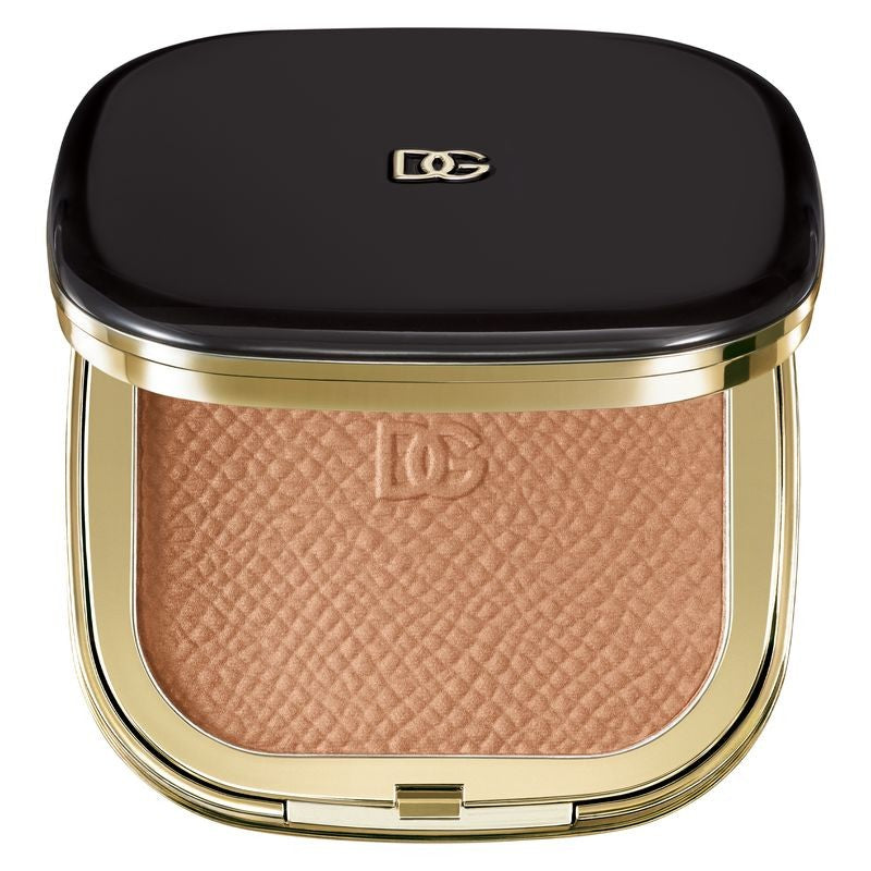 Dolce&Gabbana Classic для лица и глаз Матовый бронзатор цвета 02 LIGHT MEDIUM 14 г