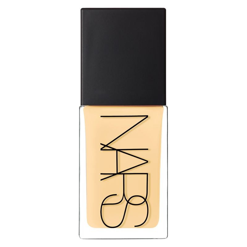 NARS Base iluminadora Light Reflecting para un look natural color BURGES 30 ml