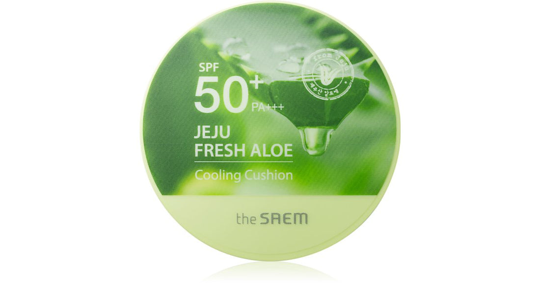 The Saem Jeju Fresh Aloe Cooling dlouhotrvající polštářkový základ SPF 50+ se zklidňujícím efektem barva Natural Beige 12 g