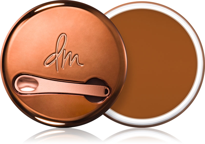 Danessa Myricks Beauty Yummy Skin Blurring Balm מייקאפ קומפקטי בקרם גוון 8.5 - כהה עם תתי גוון ניטרליים-זיתיים 18 גרם 